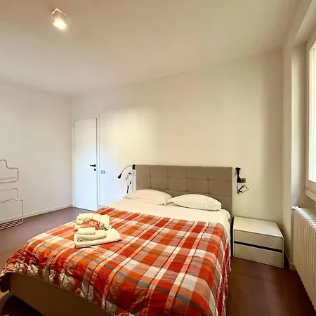 Διαμέρισμα Front 2-bedroom Flat - 6 Persons Domaso