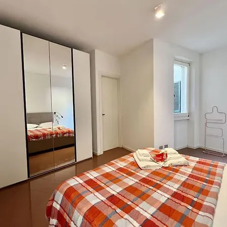 Διαμέρισμα Front 2-bedroom Flat - 6 Persons